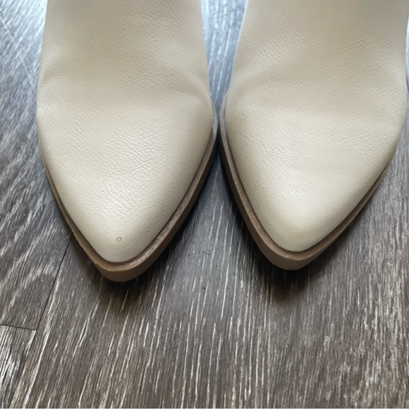 DV Kramer bootie - Picture 5 of 9